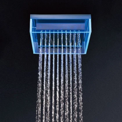 แนวคิดในการออกแบบหัวฝักบัวทรงสี่เหลี่ยมคืออะไร?